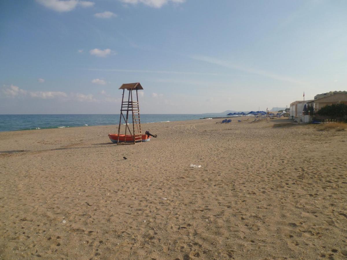 Palladion 아델리아노스 캄포스 외부 사진